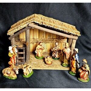 Nativity Set  Wood Stable Creche & Ceramic Figures 10 Piece Christmas VTG VGC!